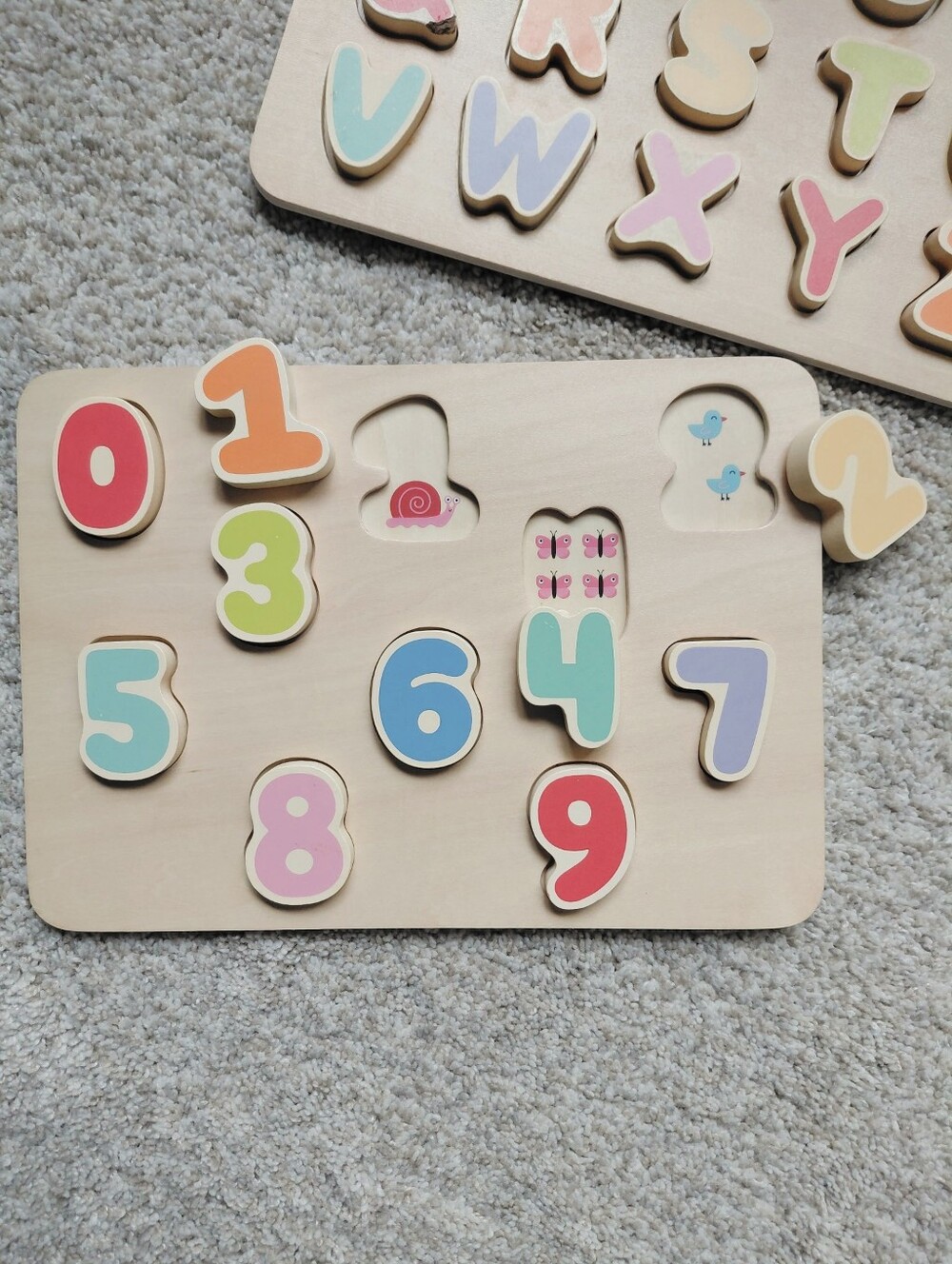 Games/Activity Board/Puzzles - Picture 13 of 16